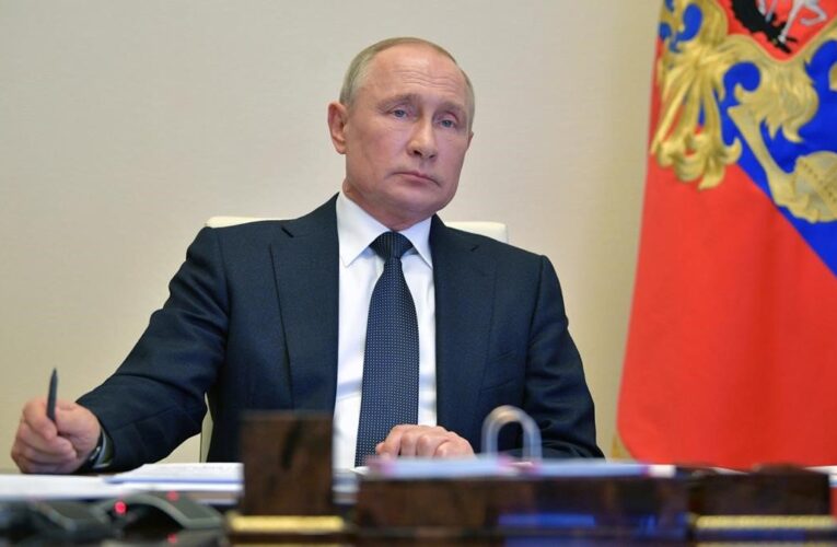 Putin sobre la vacuna rusa: No se recomienda para mayores de 60 años