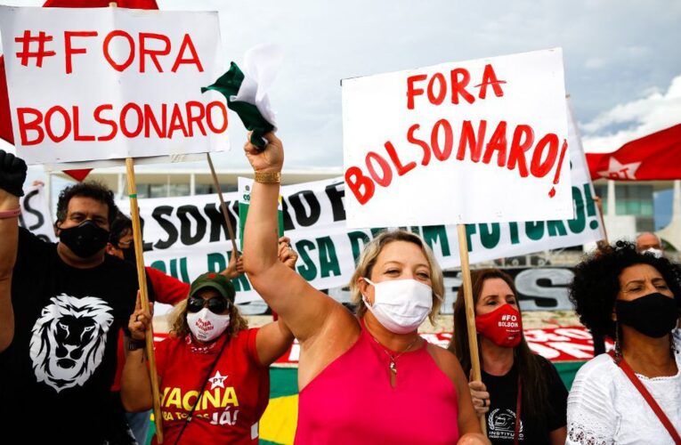 Protestas en más de 50 ciudades contra Bolsonaro