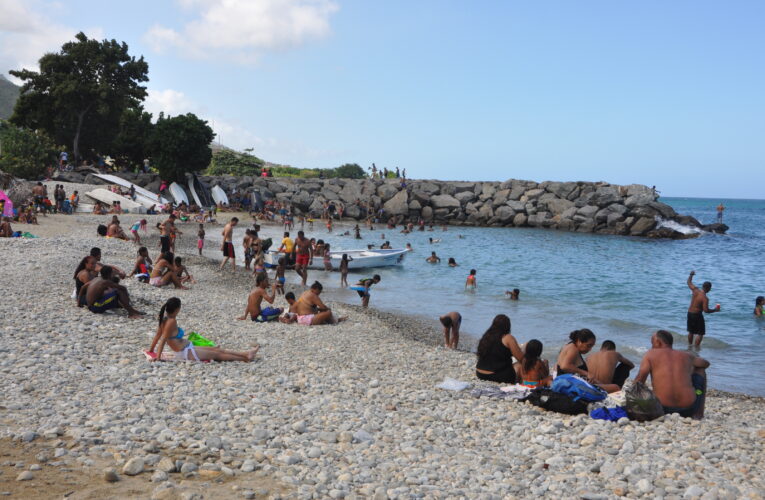 Playeros piden recuperación de playas y patrimonios del Paseo Macuto