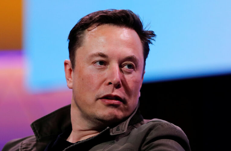 Musk-Tesla-Space X atacan al trío Facebook-Instagram-WhatsApp
