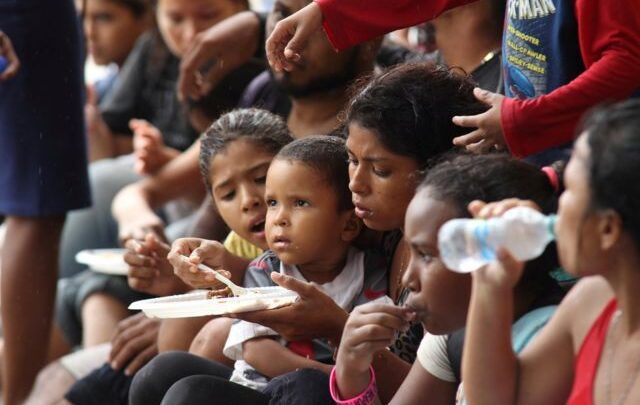 Siete niños venezolanos aún permanecen detenidos en Trinidad