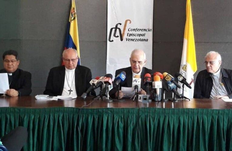 Iglesia pide un giro en la gestión del país «ante el sufrimiento del pueblo»