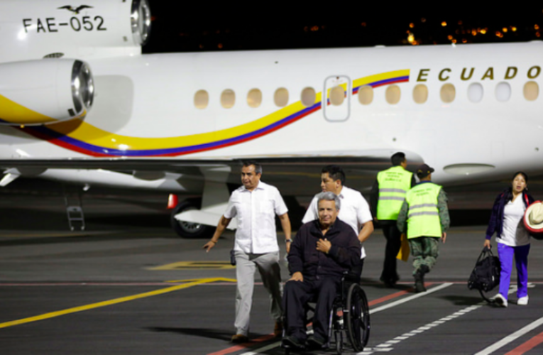 Aterriza de emergencia en EEUU presidente de Ecuador