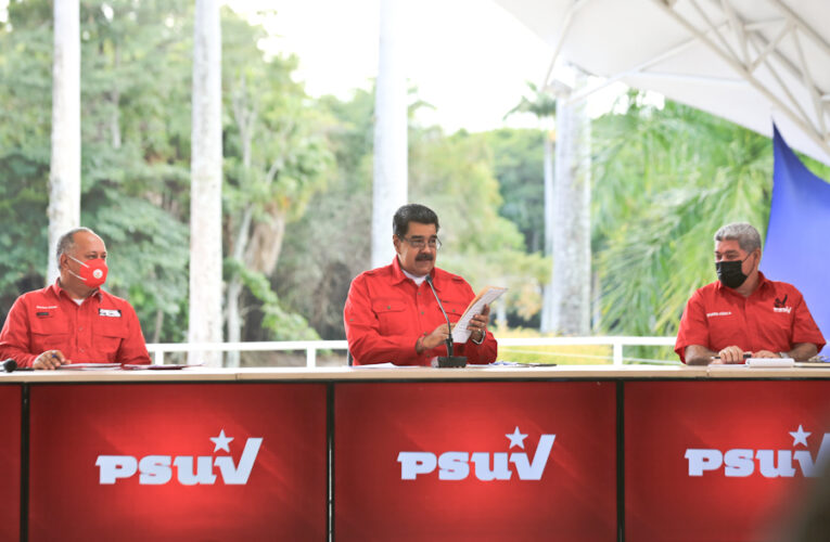 Maduro anuncia que AN designará un nuevo CNE para 7 años