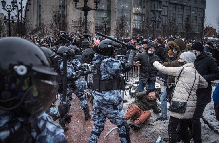 Rusia: Más de 4.000 detenidos en protestas en apoyo a Navalny