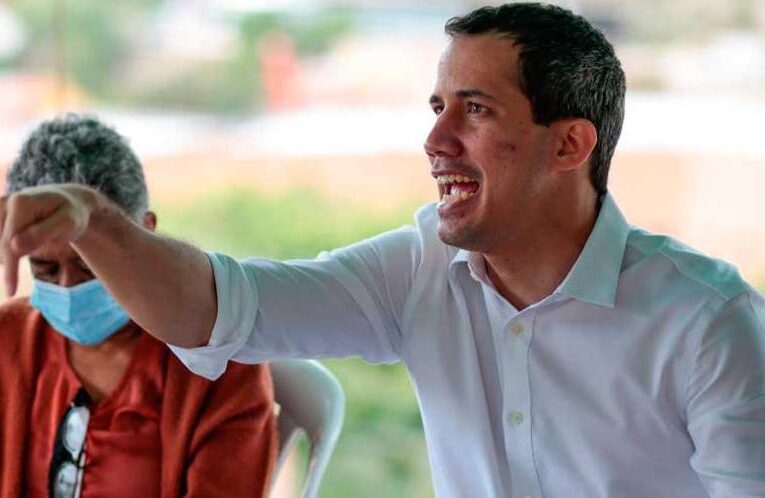 Guaidó no ve factible ir a elecciones regionales