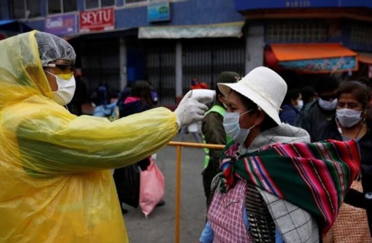 Bolivia compra medio millón de vacunas de Sinopharm
