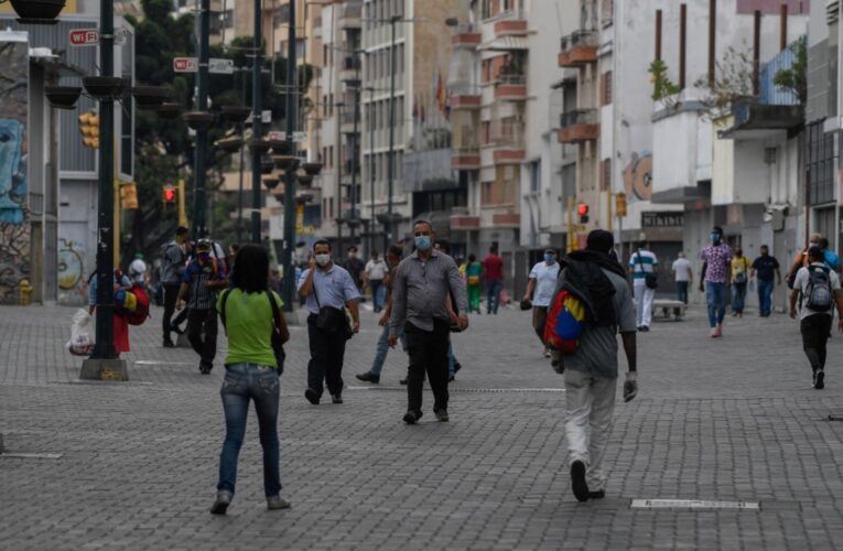 4 muertes y 489 contagios en Venezuela