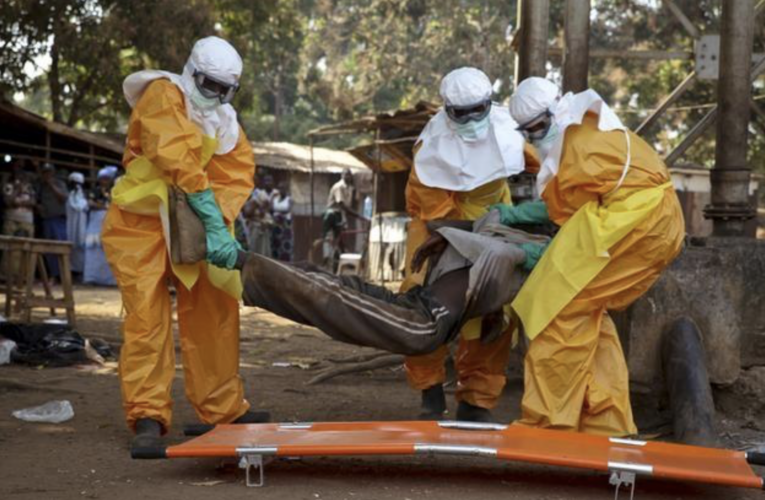 Rebrota el ébola en Guinea: 3 muertos