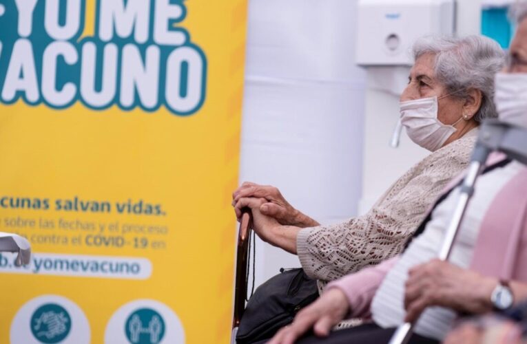 Llegan a Chile otros 4 millones de vacunas