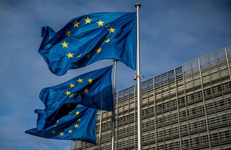 UE inicia acciones legales contra Reino Unido por incumplir acuerdo Brexit