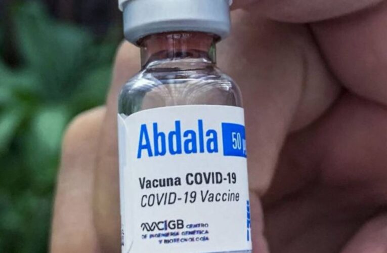 Cuba prueba su vacuna Abdala con 124 mil trabajadores de la salud