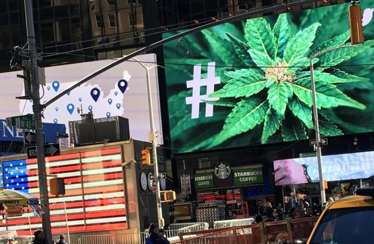 Nueva York legaliza uso recreativo de marihuana