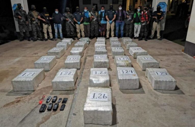 Detienen a 4 venezolanos con 700 kilos de cocaína en Honduras