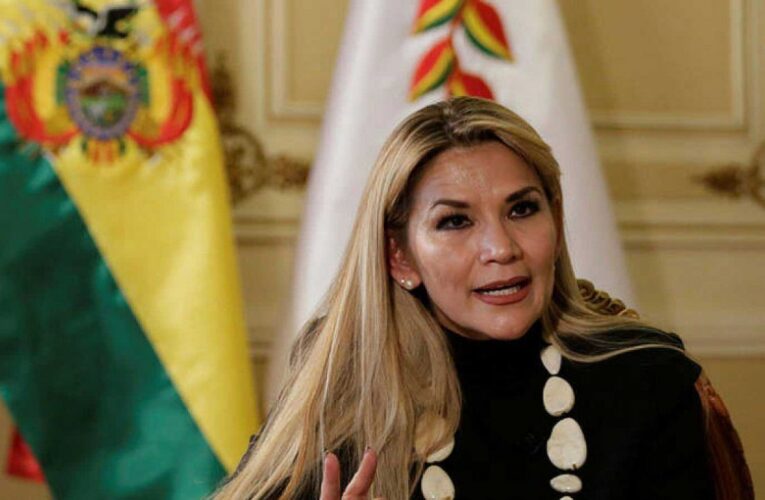 Bolivia: Ordenan arrestar a expresidenta Áñez y 5 ministros