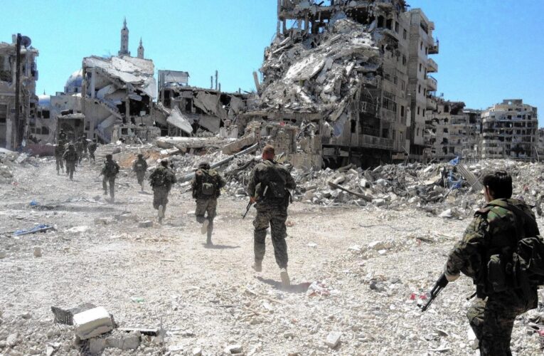 Diez años de guerra dejan casi 400.000 muertos en Siria