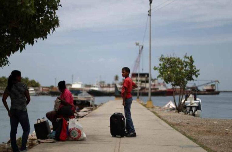 Trinidad exige visa a venezolanos que regresen