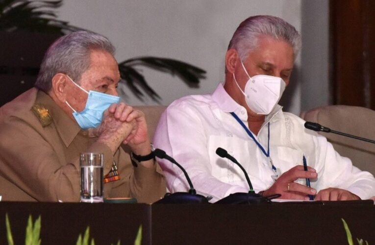 Díaz-Canel sustituye a Raúl Castro en el Partido Comunista