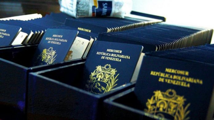 Venezolanos en 7 países podrán pedir prórroga de pasaporte a domicilio