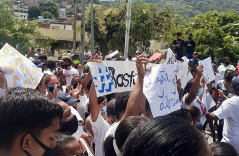 Protestan en Naiguatá para exigir liberación de joven