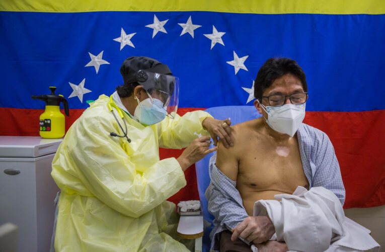 Venezuela necesitaría 23 años para vacunar a su población