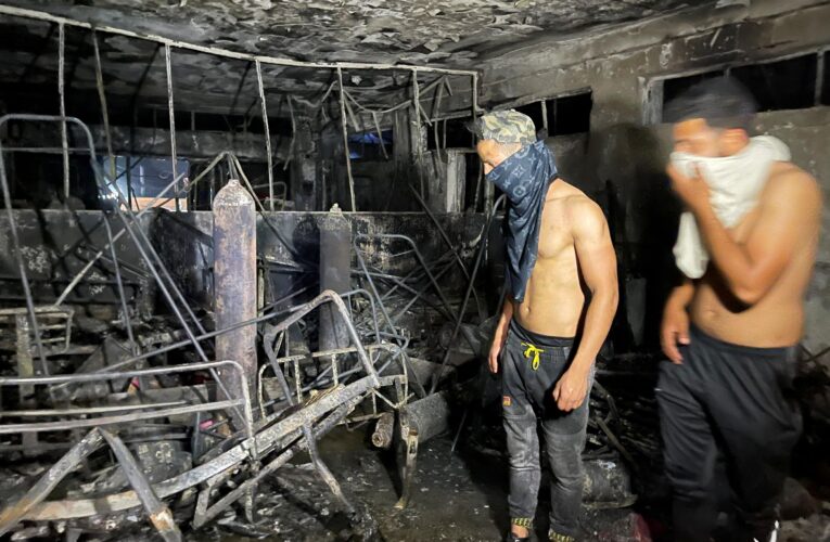 82 muertos por explosión de bombonas de oxígeno en hospital covid de Irak