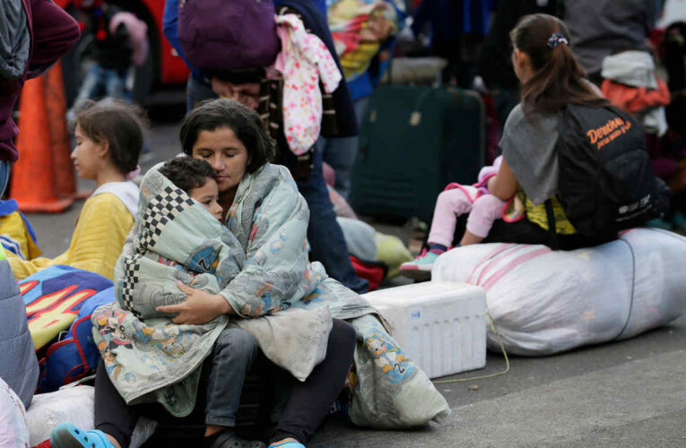 Perú busca regularizar a más de 600.000 migrantes venezolanos