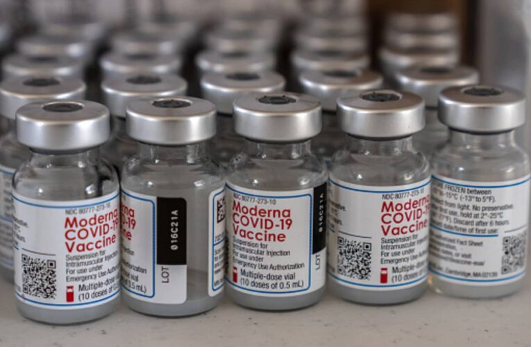 Covax firmó acuerdo con Moderna por 500 millones de vacunas