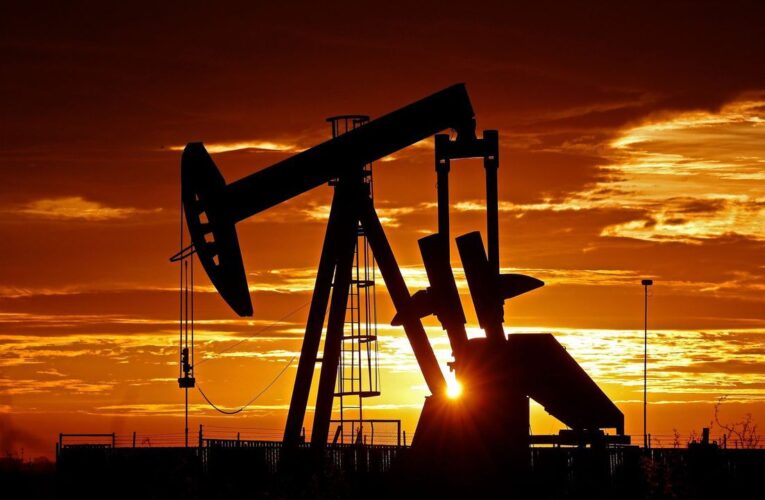 OPEP+ considera aumentar producción petrolera