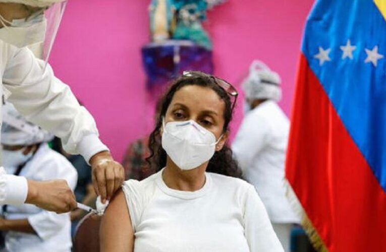 Más de 6 mil venezolanos vacunados en Perú