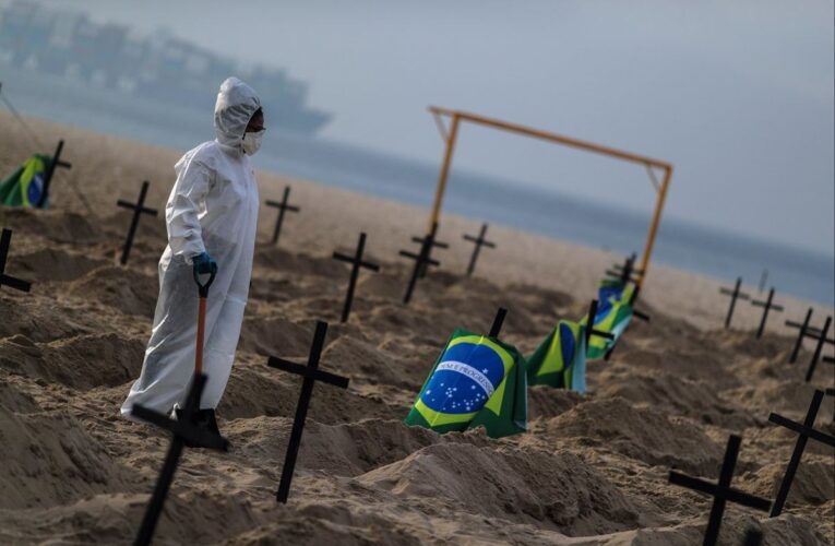 Brasil vuelve a rozar las 3 mil muertes en un día