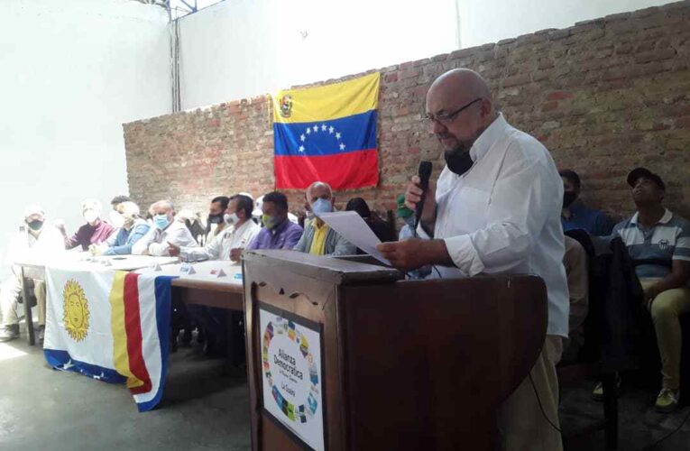 Partidos de la Alianza Democrática de La Guaira firman acuerdo de unidad