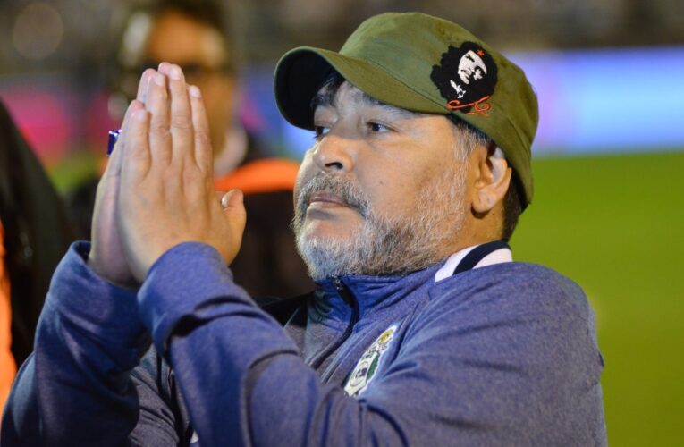 Prohíben salir de Argentina a siete imputados en caso Maradona