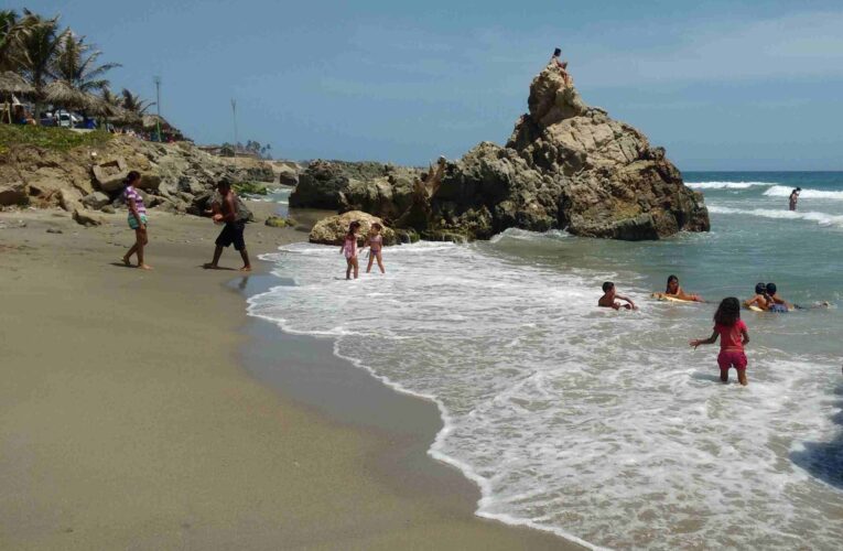 Desde este lunes abrirán las playas