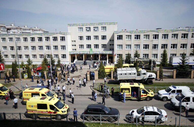 Al menos 9 muertos en tiroteo en un colegio de Rusia