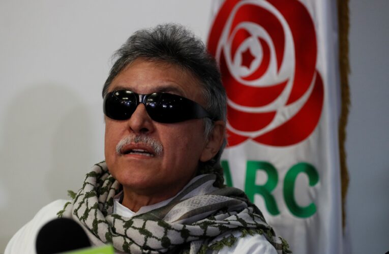 FARC asegura que a Jesús Santrich lo mató el gobierno de Colombia