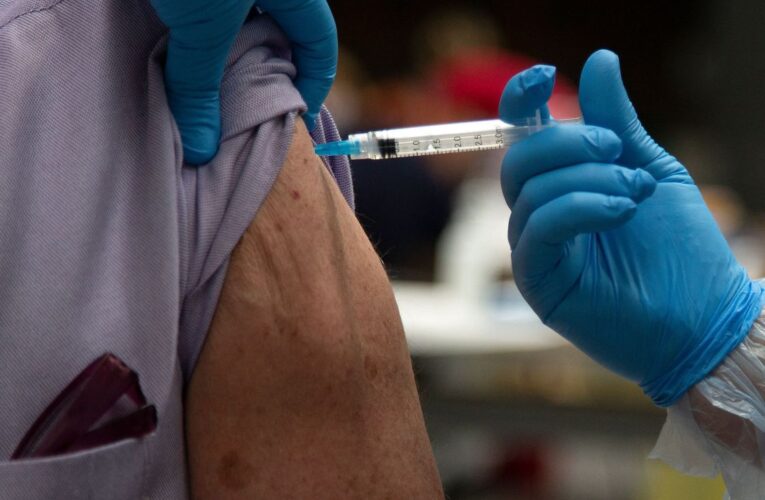 FMV solicitó al menos 1 millón de vacunas para el personal sanitario