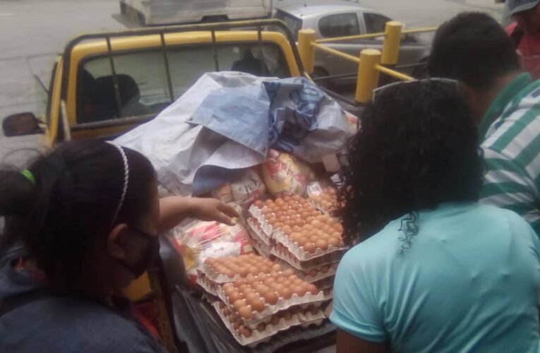 Distribuyen 72.900 kilos de alimentos en Carayaca