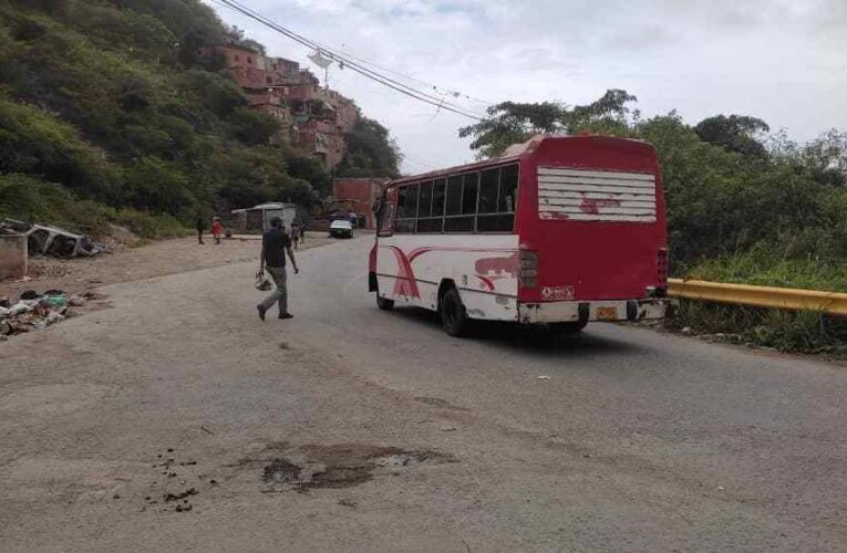 Pocos buses llegan hasta los sectores más distantes de Montesano