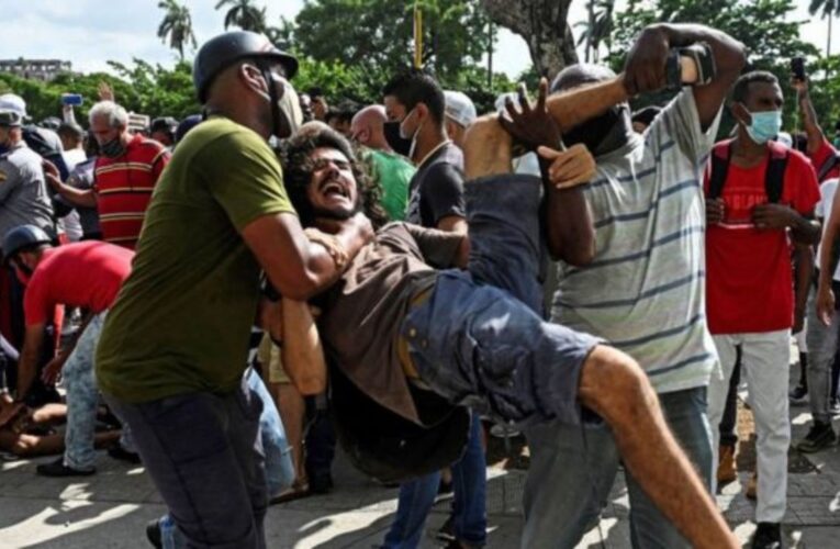 Cuba: Matan a un hombre que protestaba en La Habana