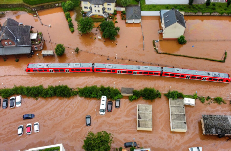 Aumentan a 135 los muertos en las inundaciones de Alemania
