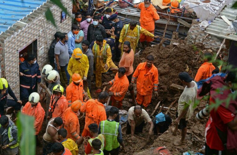 Al menos 34 muertos por derrumbes en India