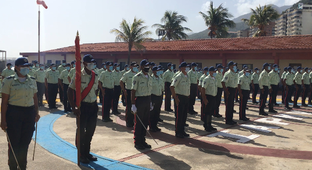 Fueron ascendidos 76 oficiales de la Policía Municipal