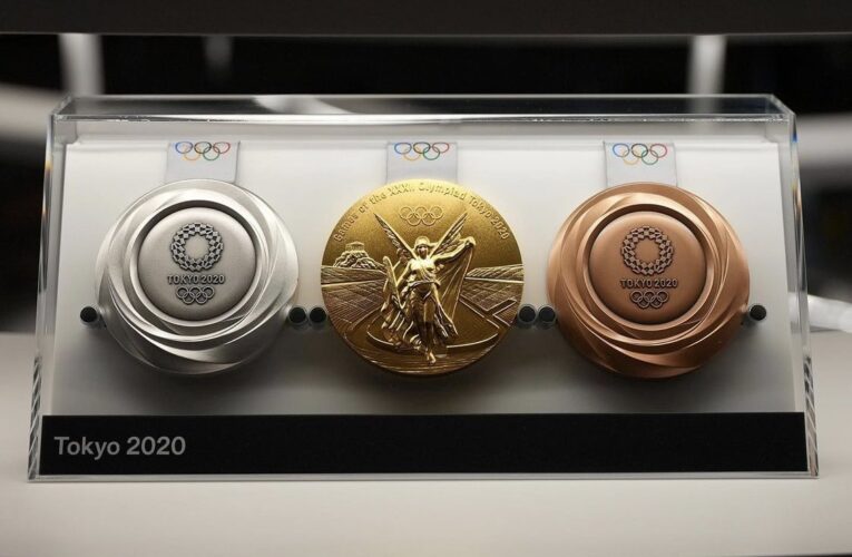Medallas olímpicas fueron hechas con celulares reciclados