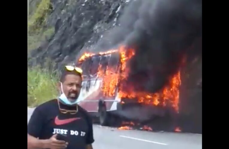 Se incendió bus en Paso Los Caballos