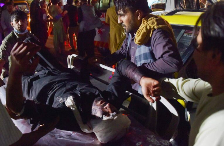 15 muertos deja atentado en el aeropuerto de Kabul