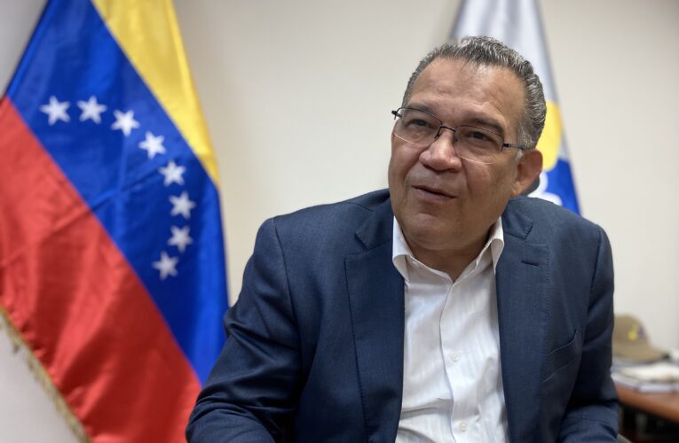 Rector Márquez descarta cambios en la fecha de las elecciones