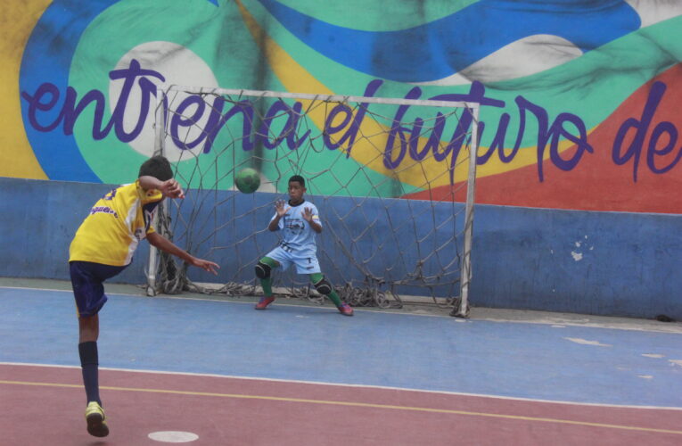 Futsal menor comunitario de Montesano definió finalistas