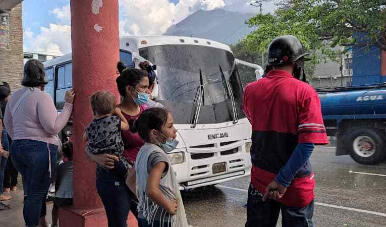 2.800 pasajeros se movilizan a diario desde Caracas al Litoral en la radical