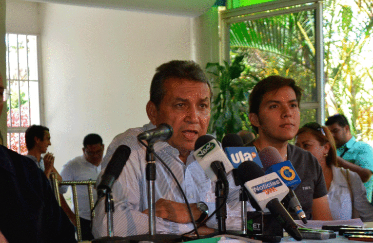 Gobernador de Mérida no ha recibido recursos para damnificados